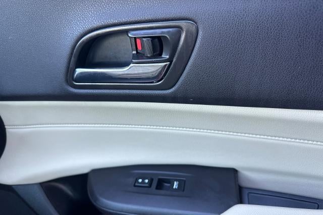 2017 Acura ILX w/Premium Pkg