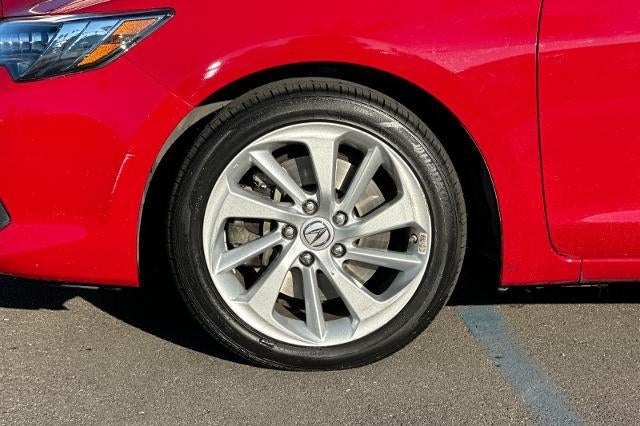 2017 Acura ILX w/Premium Pkg