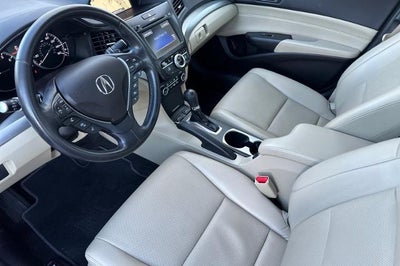 2017 Acura ILX w/Premium Pkg