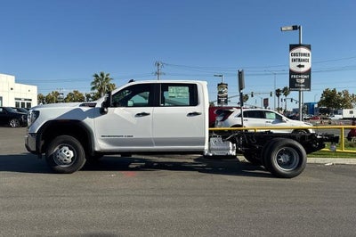 2026 GMC Sierra 3500 HD Chassis Cab Pro