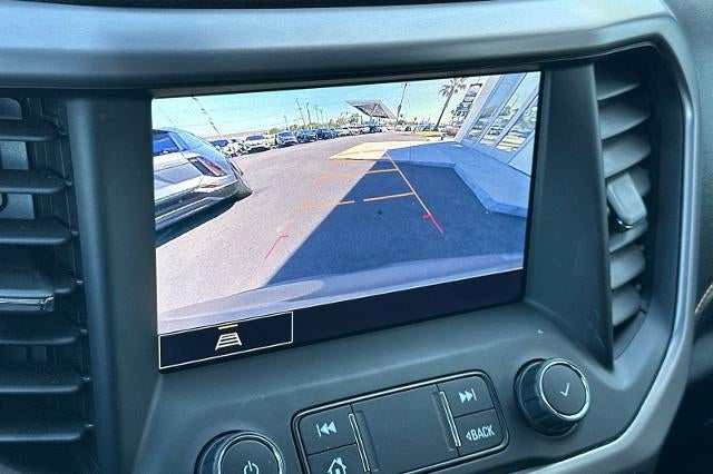 2022 GMC Acadia AT4
