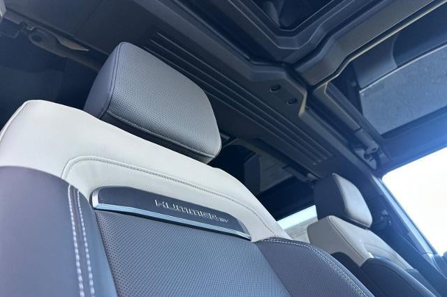 2026 GMC HUMMER EV SUV 2X