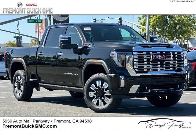 2026 GMC Sierra 4WD Crew Cab Standard Box Denali's photo