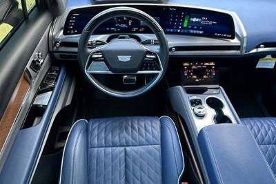 2026 Cadillac VISTIQ Premium Luxury