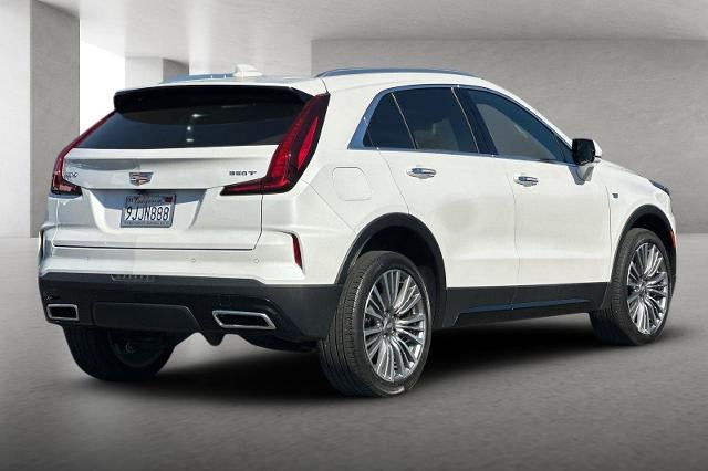 2024 Cadillac XT4 Premium Luxury