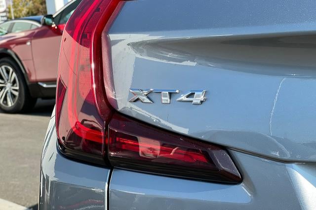 2025 Cadillac XT4 Premium Luxury