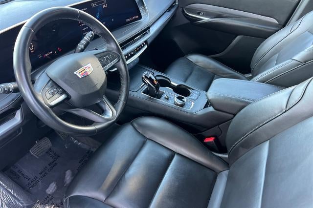 2025 Cadillac XT4 Premium Luxury