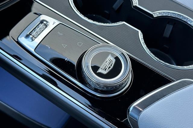 2025 Cadillac LYRIQ Luxury 1