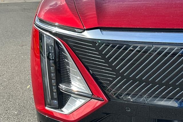 2025 Cadillac LYRIQ Luxury 1