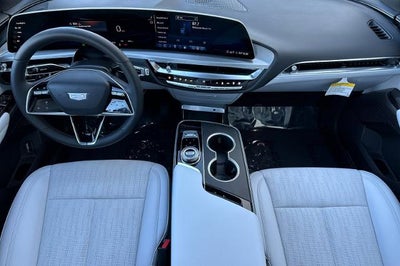 2025 Cadillac LYRIQ Luxury 1