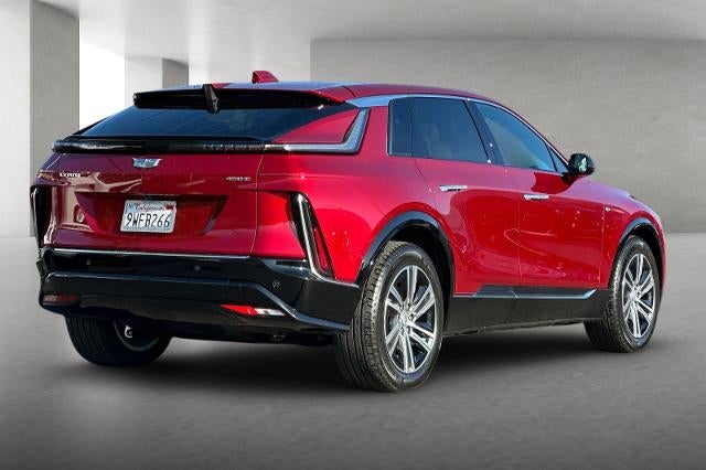 2025 Cadillac LYRIQ Luxury 1