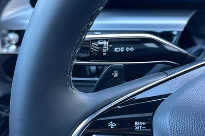 2025 Cadillac LYRIQ Luxury 1