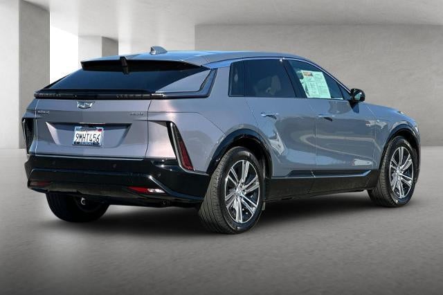 2024 Cadillac LYRIQ Luxury 1