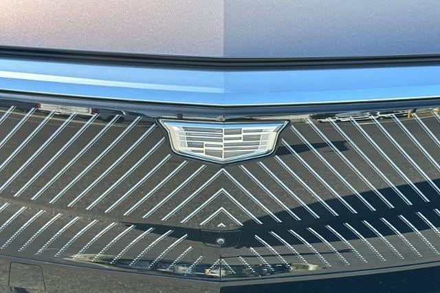 2024 Cadillac LYRIQ Luxury 1