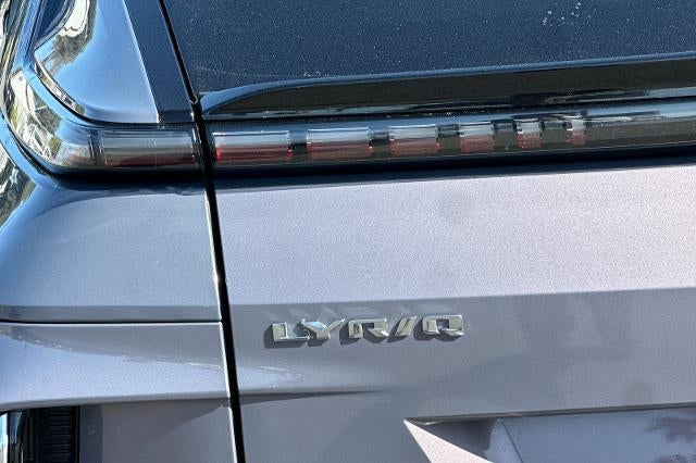 2024 Cadillac LYRIQ Luxury 1