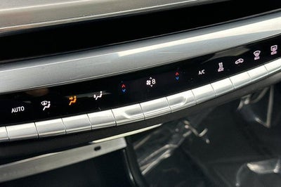 2024 Cadillac LYRIQ Luxury 1