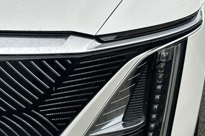 2024 Cadillac LYRIQ Luxury 1
