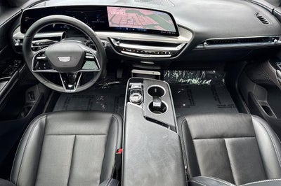 2024 Cadillac LYRIQ Luxury 1