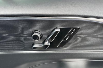 2024 Cadillac LYRIQ Luxury 1