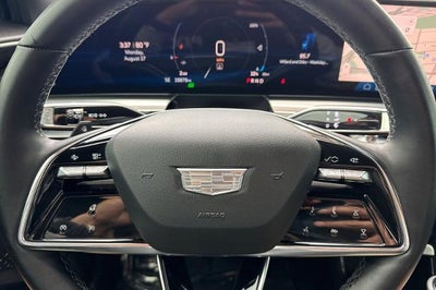 2024 Cadillac LYRIQ Luxury 1