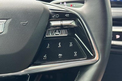2024 Cadillac LYRIQ Luxury 1