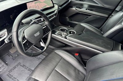 2024 Cadillac LYRIQ Luxury 1