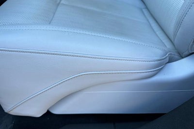 2024 Cadillac LYRIQ Luxury 2