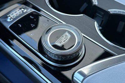 2024 Cadillac LYRIQ Luxury 2