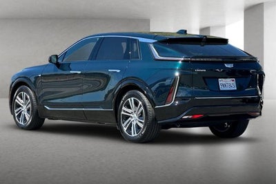 2024 Cadillac LYRIQ Luxury 2
