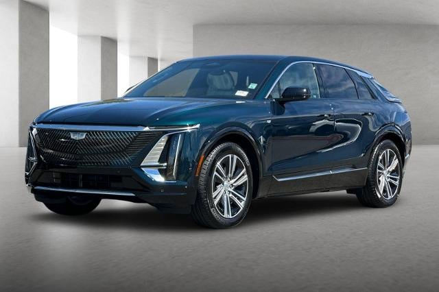 2024 Cadillac LYRIQ Luxury 2