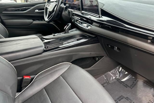 2023 Cadillac Escalade Sport