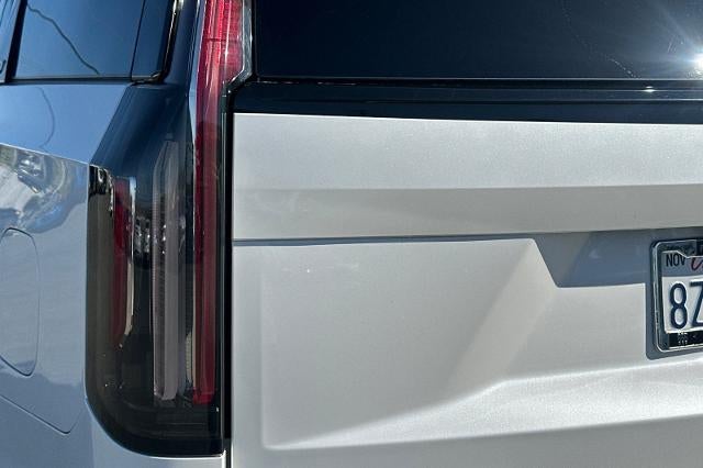 2022 Cadillac Escalade Sport