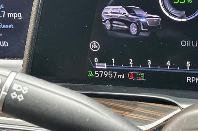 2023 Cadillac Escalade ESV Premium Luxury