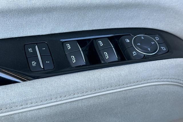 2021 Cadillac Escalade ESV Sport Platinum