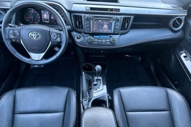 2018 Toyota RAV4 SE
