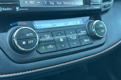 2018 Toyota RAV4 SE