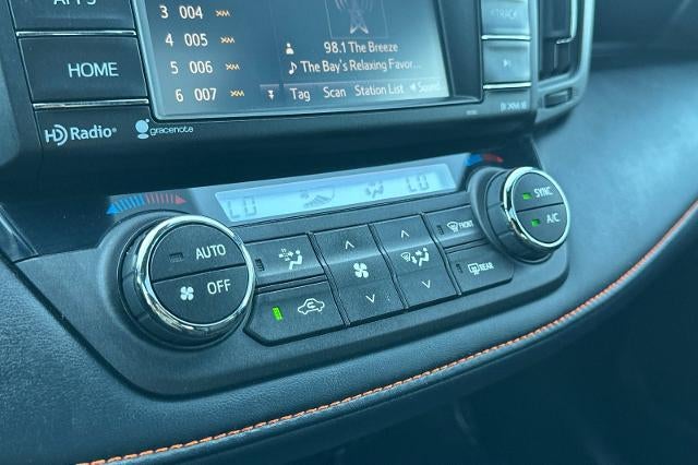 2018 Toyota RAV4 SE