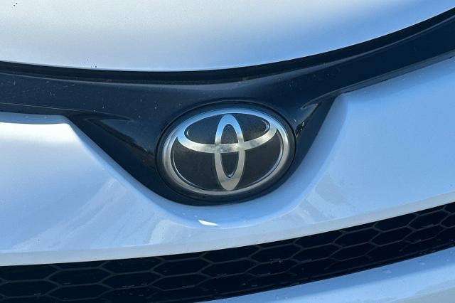2018 Toyota RAV4 SE