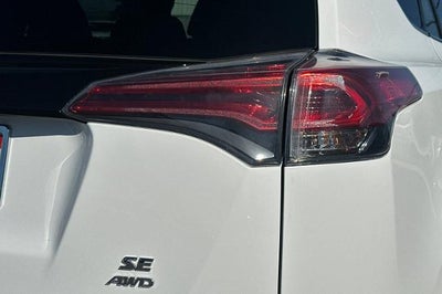 2018 Toyota RAV4 SE