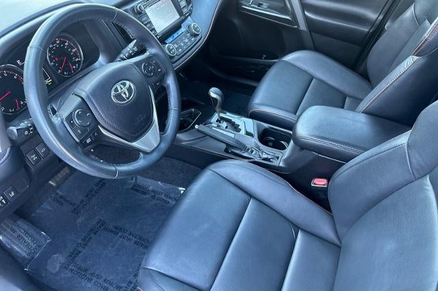 2018 Toyota RAV4 SE