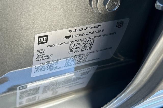 2025 GMC Sierra 1500 SLT