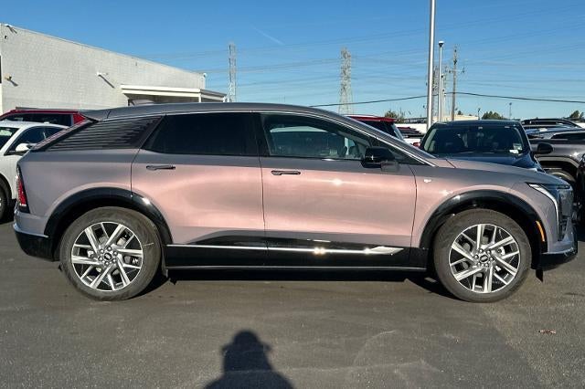 2026 Cadillac OPTIQ Luxury