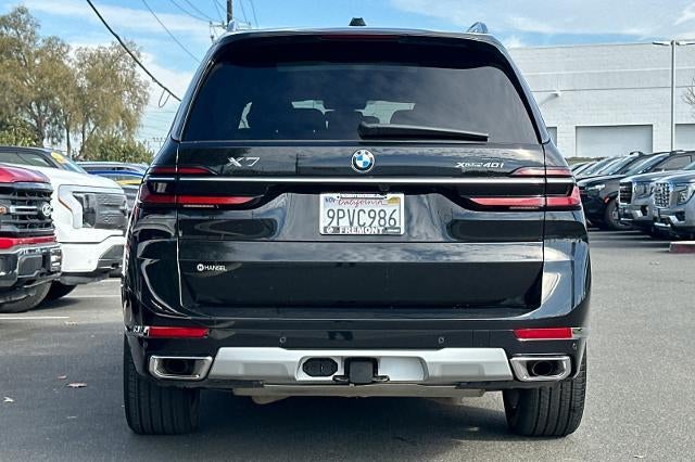 2025 BMW X7 xDrive40i