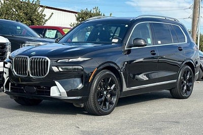 2025 BMW X7 xDrive40i