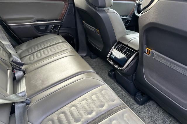 2023 RIVIAN R1T Adventure