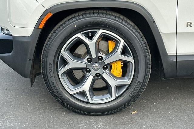 2023 RIVIAN R1T Adventure