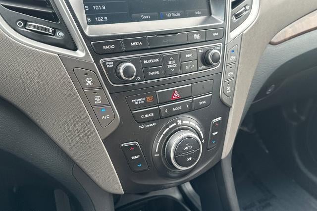 2017 Hyundai Santa Fe Limited Ultimate