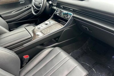 2024 Genesis GV80 Base