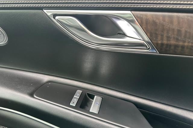 2024 Genesis GV80 Base