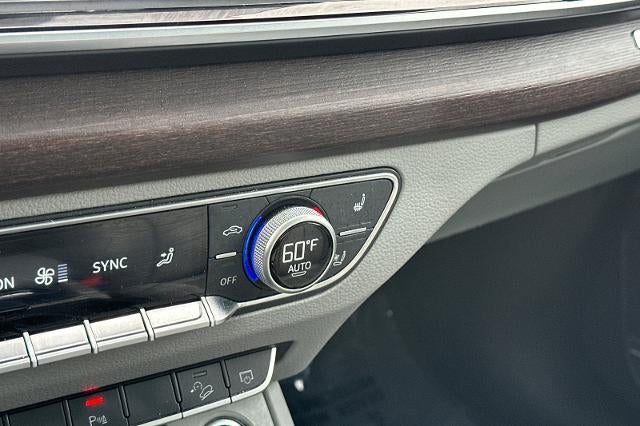 2022 Audi Q5 S line Premium Plus